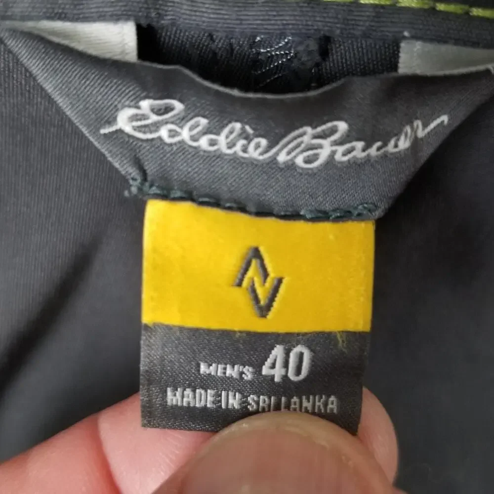 Eddie Bauer Shorts Mens 40 Gray Nylon Spandex Lightweight Outdoor Hiking Pocket‎